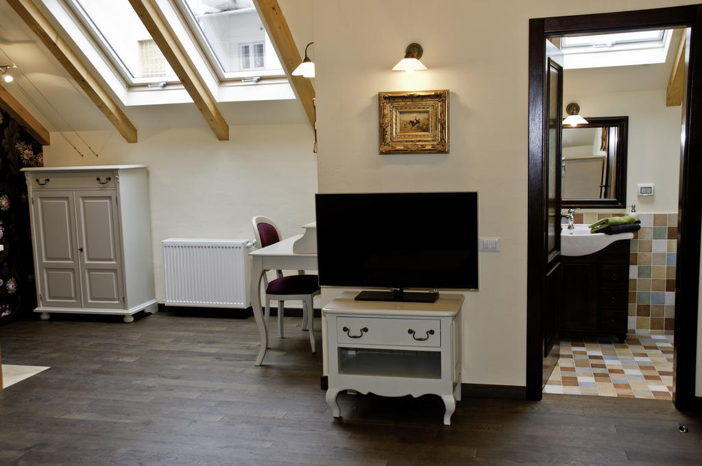 Arina Apartments Braşov Habitación foto