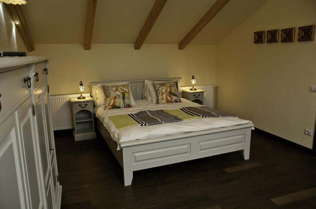 Arina Apartments Braşov Habitación foto
